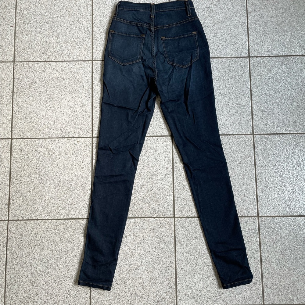 FASHION NOVA DARK WASH JEANS - Picture 4 of 4
